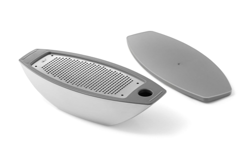 Parmesaaniraastin säiliöllä - Zack