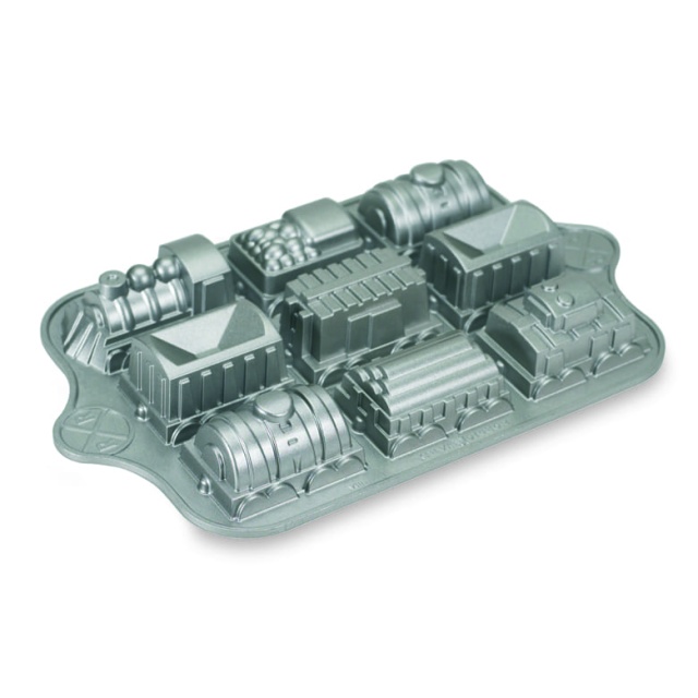 Kakkuvuoka Train Cake Pan - Nordic Ware