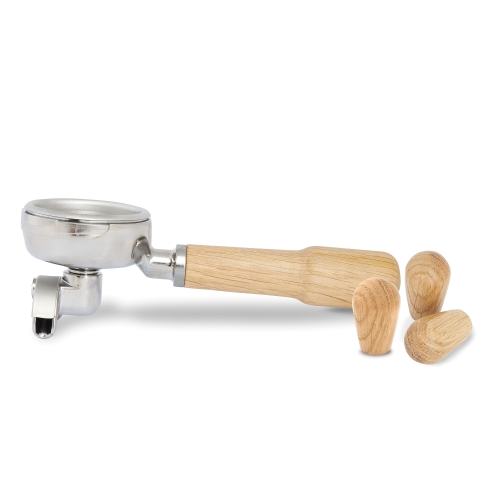 Pakkaus, jossa portafilter ja nupit Cellini Evoluzione, tammi - La Pavoni