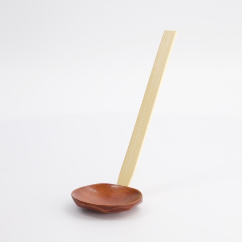 Bambu runko lusikka