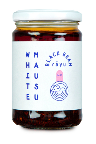 Black Bean Rãyu, rapeaa chiliöljyä mustilla pavuilla ja misolla, 240 g - White Mausu