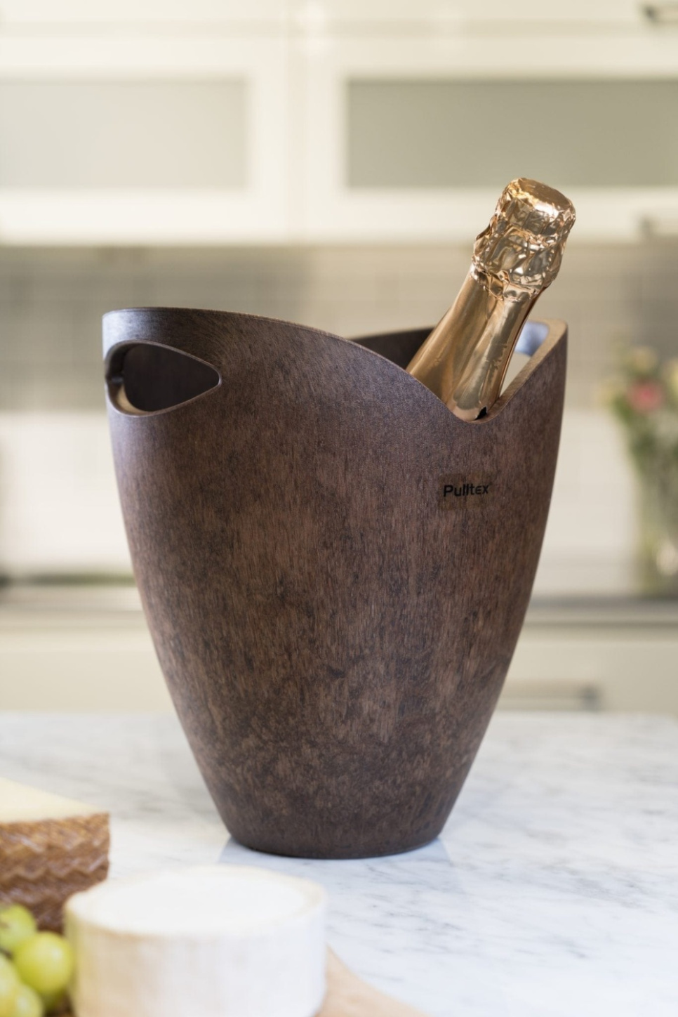 Jääastia Dual Ebony - puumainen- Pulltex Jääastia Dual Ebony - puumainen- Pulltex