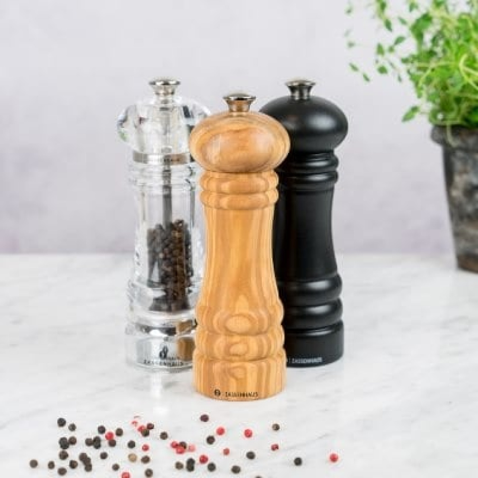 Valurautainen pippurimylly, 24 cm, Berlin - Zassenhaus Valurautainen pippurimylly, 24 cm, Berlin - Zassenhaus