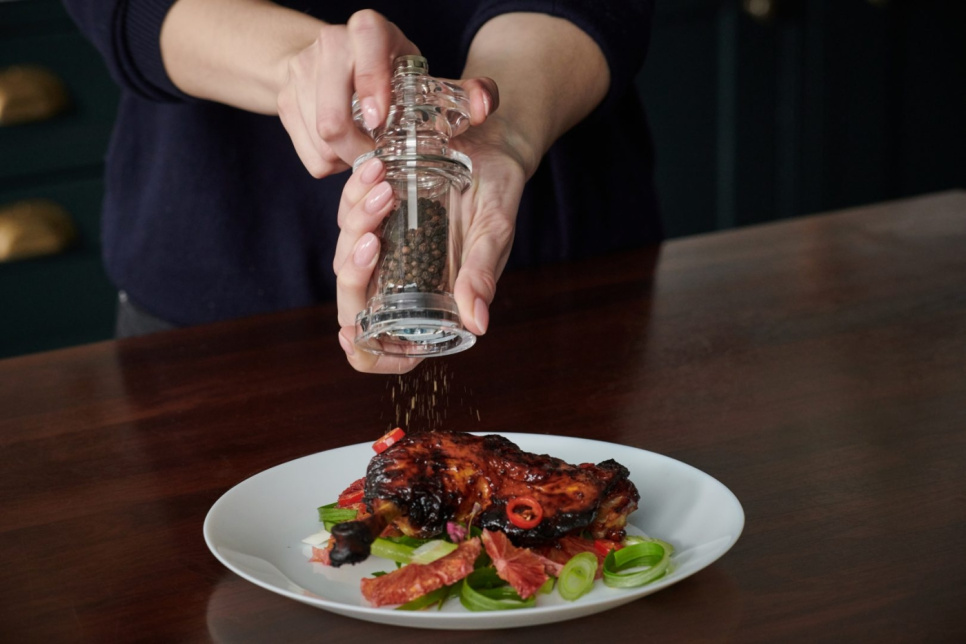 Pippurin väri 605, akryyli - Cole & Mason