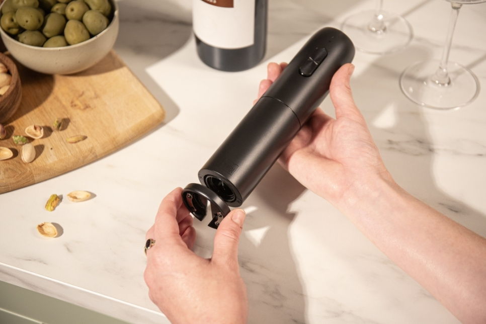 Sähköinen korkkiruuvi - Vacuvin