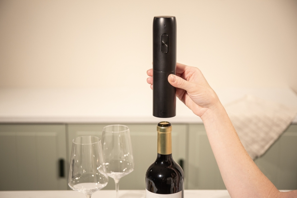 Sähköinen korkkiruuvi - Vacuvin