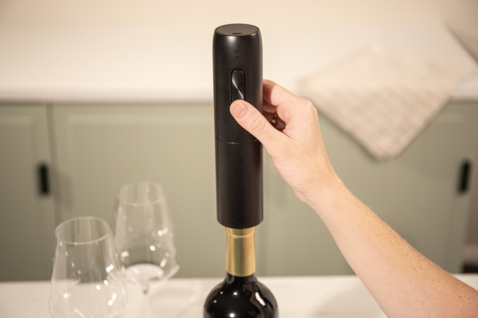 Sähköinen korkkiruuvi - Vacuvin