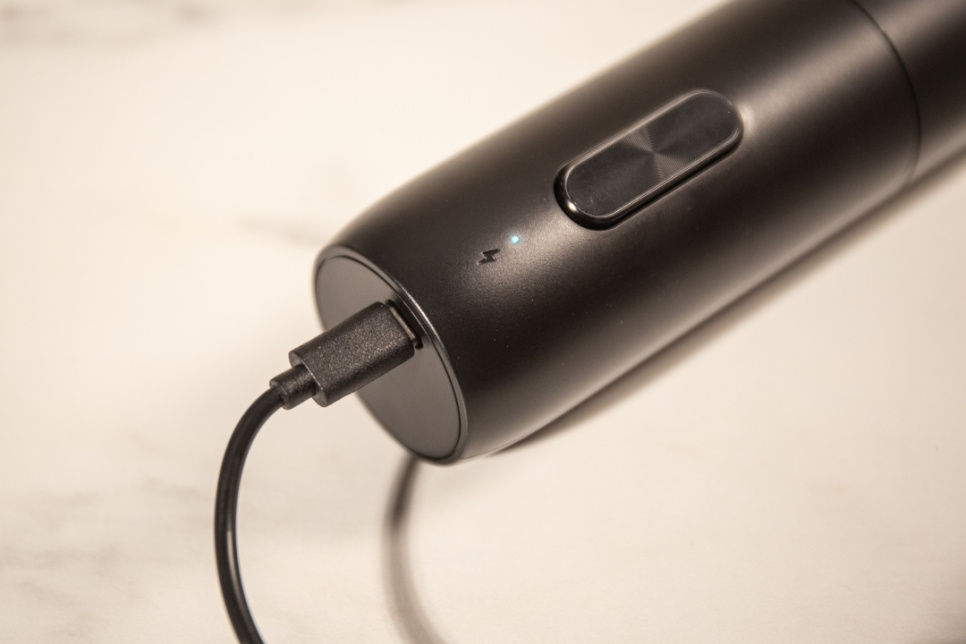 Sähköinen korkkiruuvi - Vacuvin