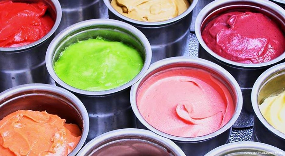 Värilliset kannet Pacojet-kupeille ryhmässä Keittiökoneet / Viilennä & Jäädytä / Jäätelökoneet @ KitchenLab (1087-16156)