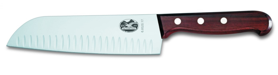 Santoku-veitsi, Oliivi, 17 cm, puinen kahva, lahjapakkaus - Victorinox ryhmässä Ruoanlaitto / Keittiöveitset / Santoku-veitset @ KitchenLab (1090-11864)