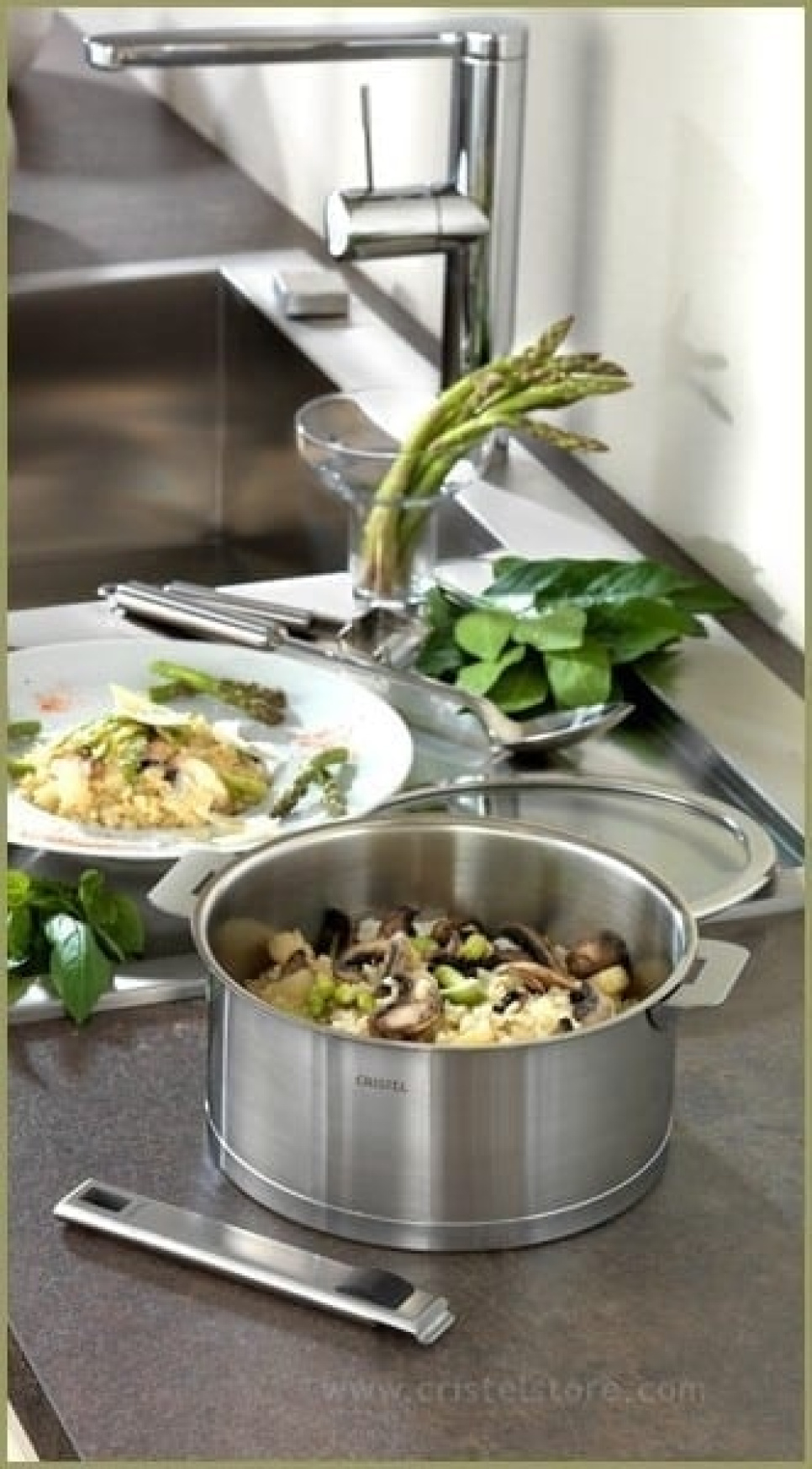 Ruostumaton kattila, irrotettava kahva, Strate - Cristel