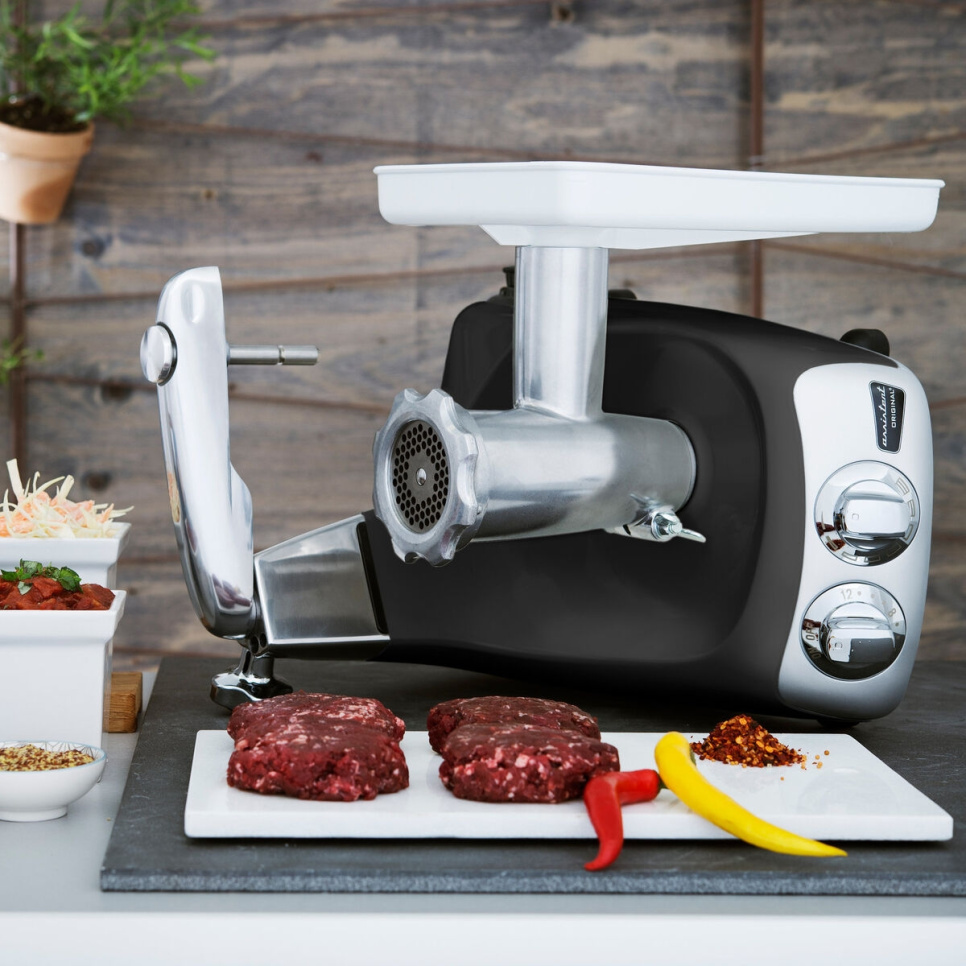 Ankarsrum Assistent Red + Lisävarustepaketti Deluxe