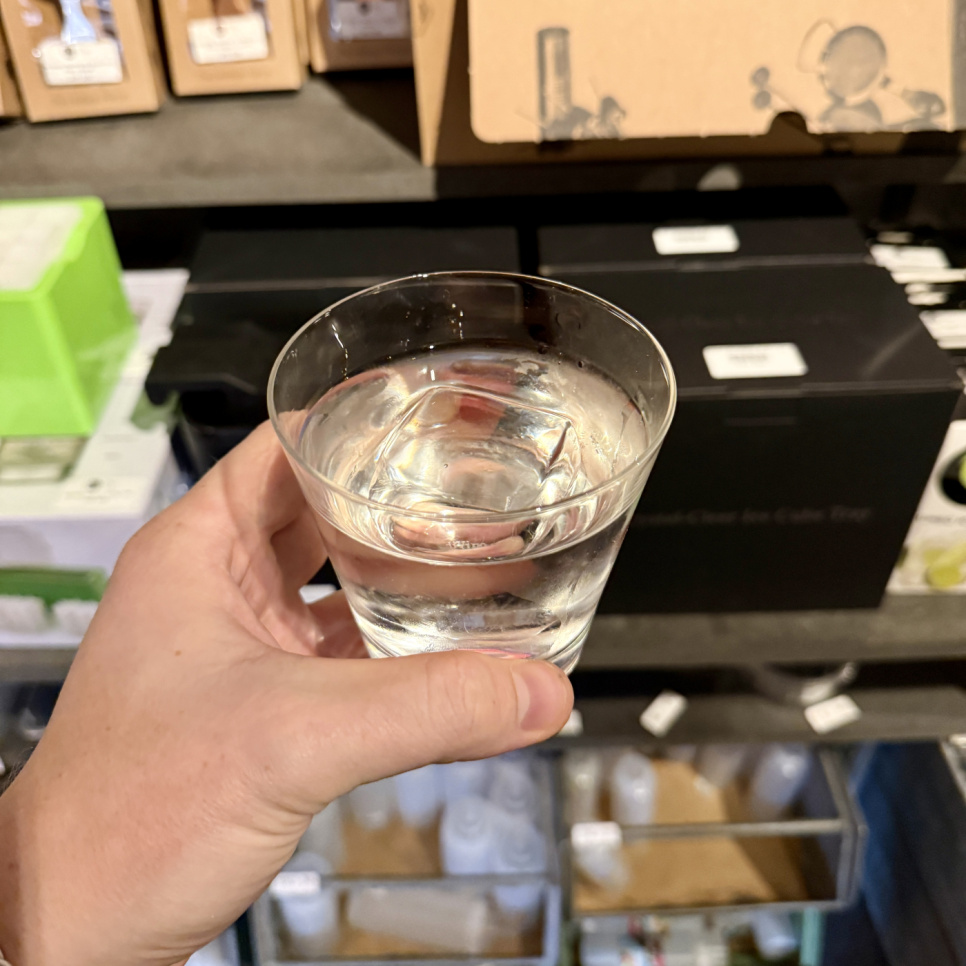 Jäämuotti klarisille, kuutio, 2 kappaletta Jäämuotti klarisille, kuutio, 2 kappaletta