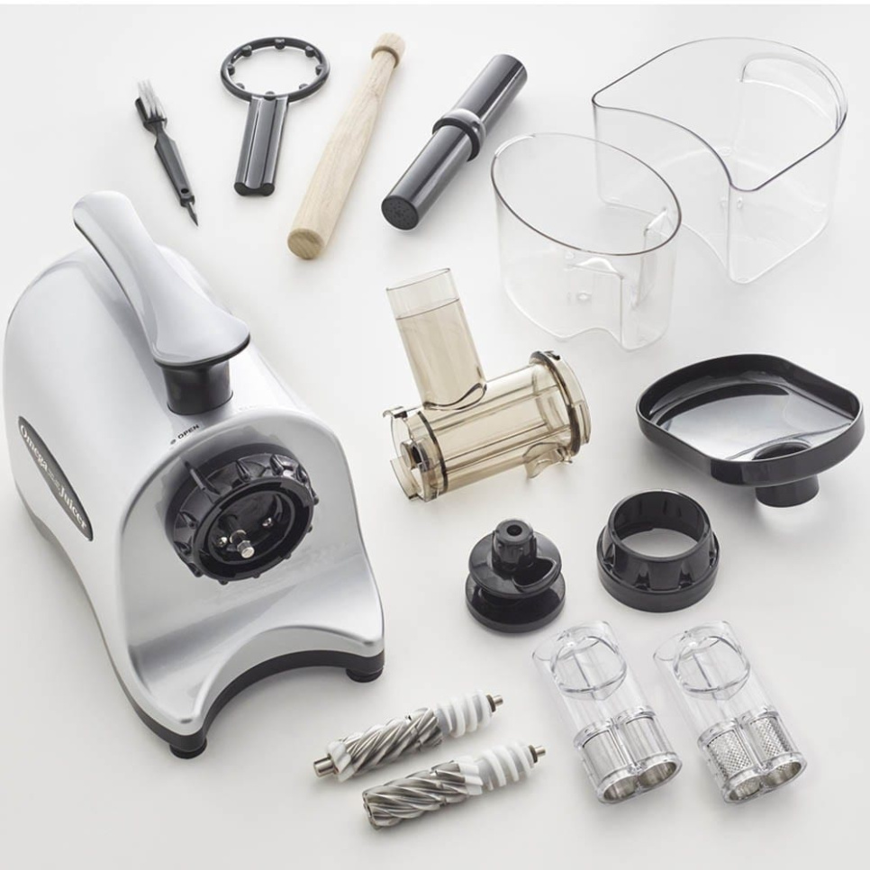 Twin Gear Slow Juicer - Omega