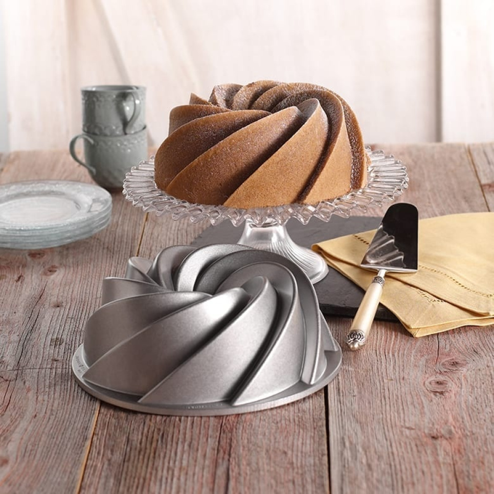 Kakkuvuoka Heritage Bundt Pan, kullanvärinen - Nordic Ware Kakkuvuoka Heritage Bundt Pan, kullanvärinen - Nordic Ware