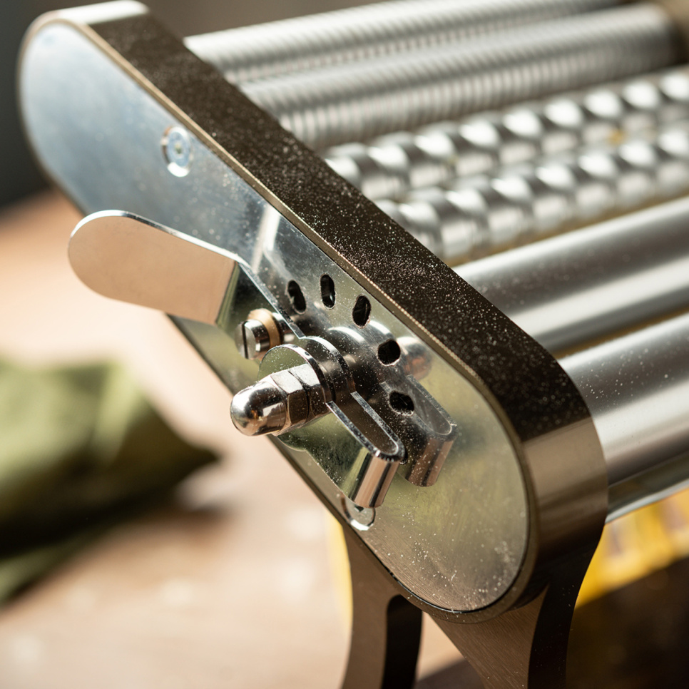 Käsinrakennettu pastakone, Otello 2022 Champagne - Marcato