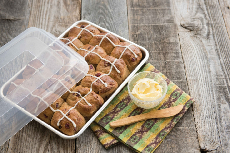 Alumiininen leivinpelti kannella, Quarter - Nordic Ware