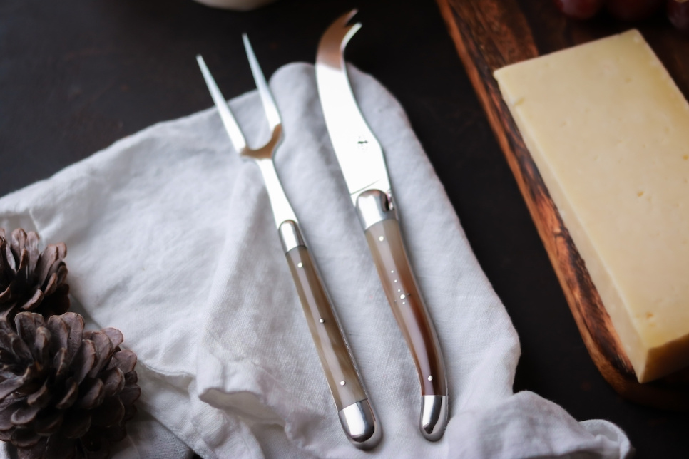 Juustosetti, Kirkas sarvikahva, kiillotettu, Tradition - Forge de Laguiole