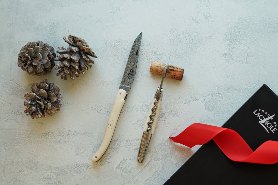 Taittoveitsi ja sommelierin veitsi mammuttisarvesta, damassiinoitu - Forge de Laguiole