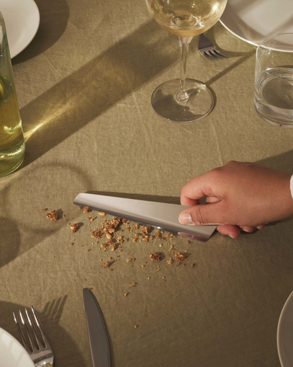 Pöytäkaavin muruja varten, Ala - Alessi - Alessi