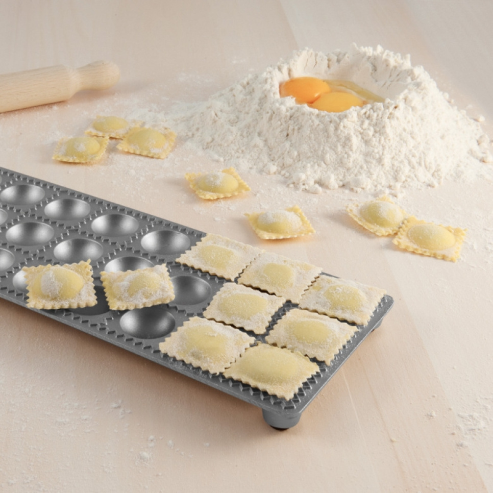 Ravioli-muotti, 24 kpl - Eppicotispai Ravioli-muotti, 24 kpl - Eppicotispai