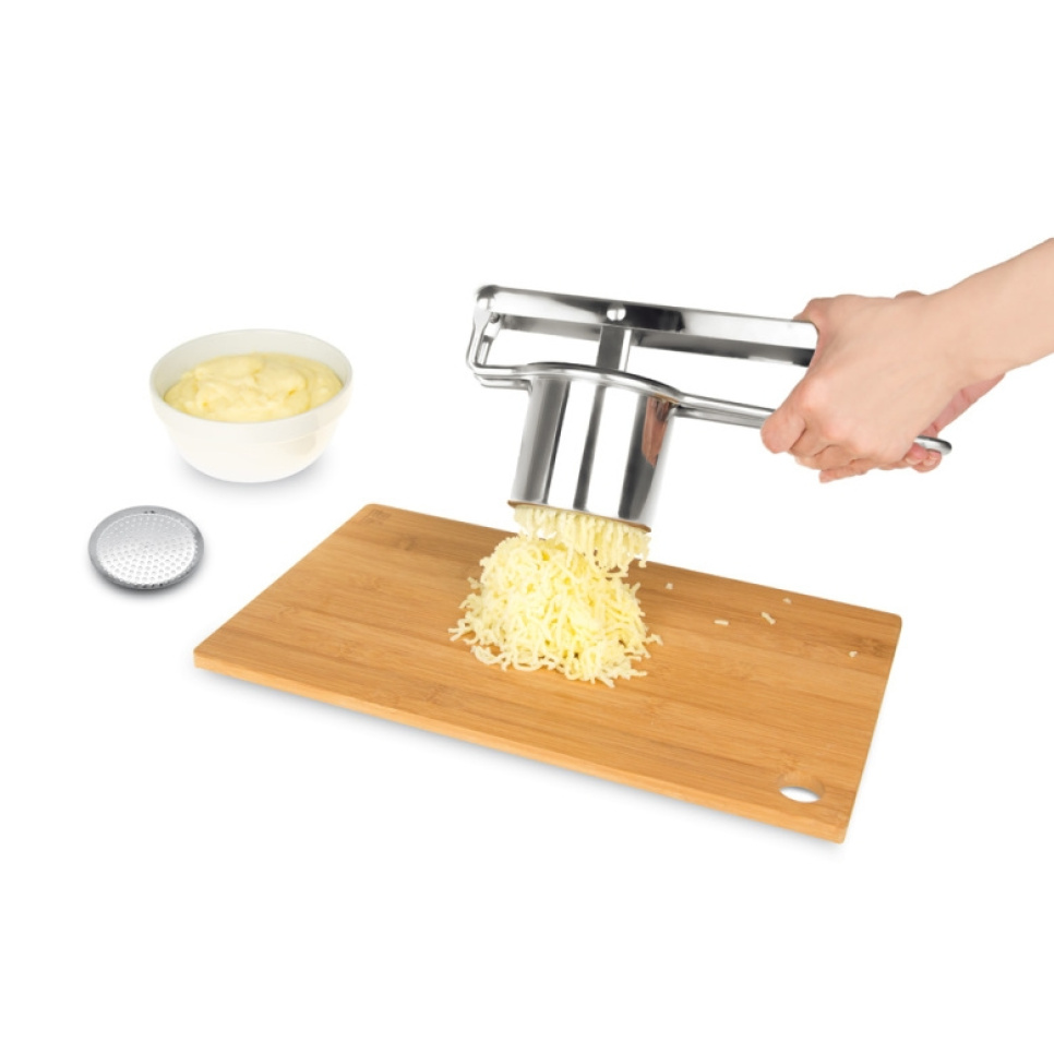 Perunapuristin, jossa on neljä panosta - iGenietti