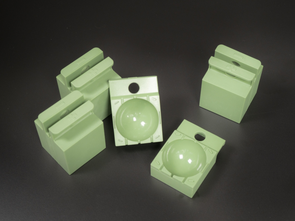 16 silikonimuotin setti, ø7,5 cm Pallo Alinia kirkas jääkone - 100% Chef 16 silikonimuotin setti, ø7,5 cm Pallo Alinia kirkas jääkone - 100% Chef