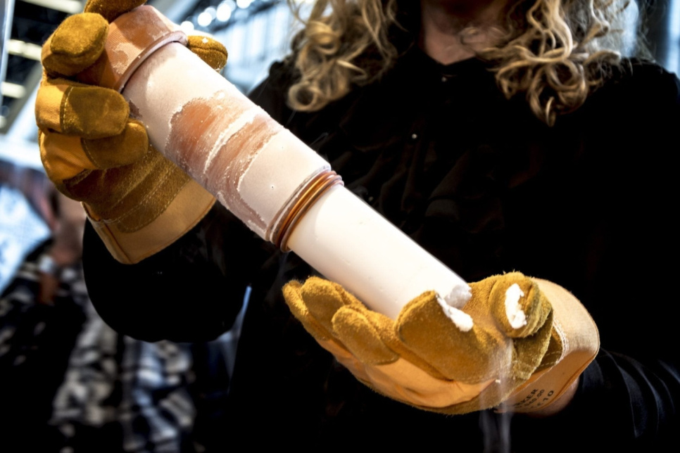 Tarvikkeet hiilihapotetun jään valmistukseen - IceBerg