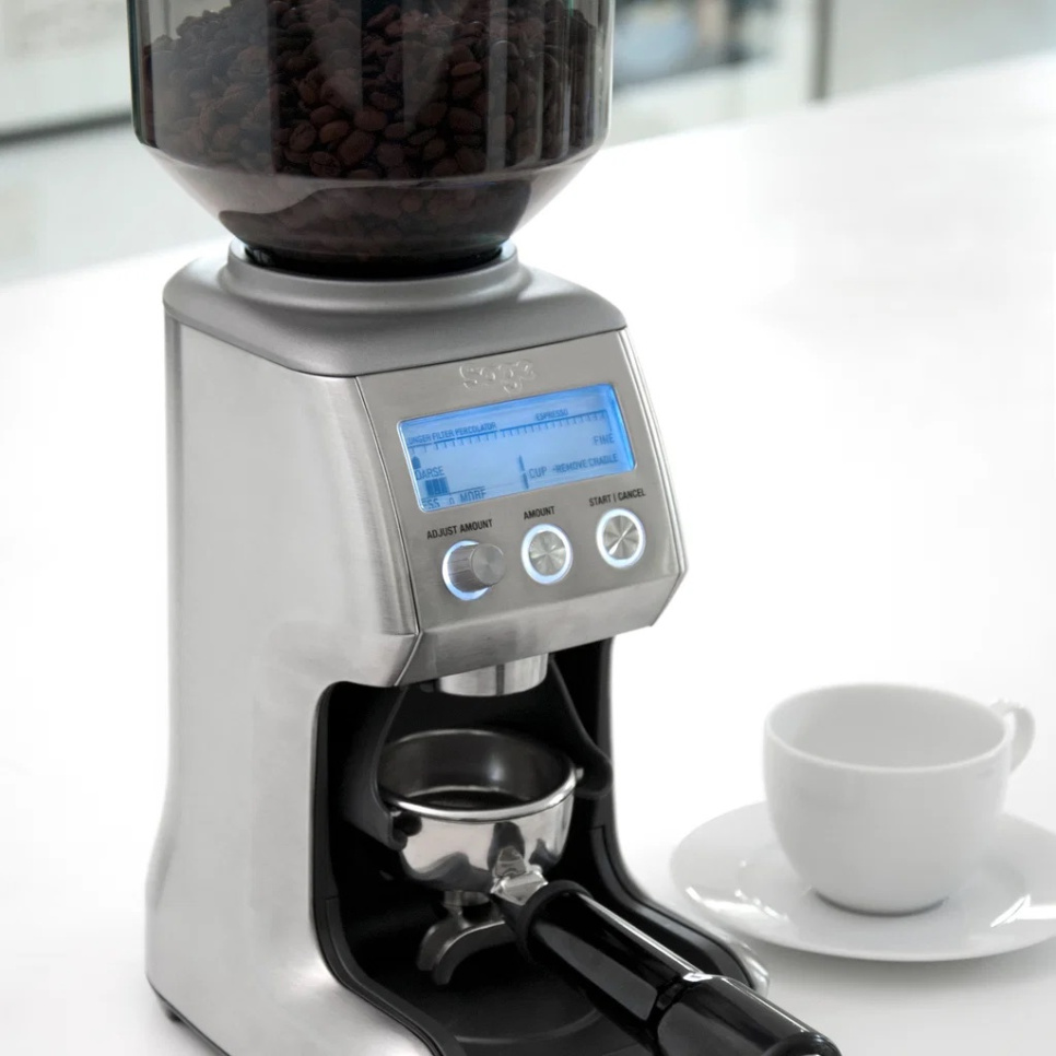 Ruostumattomasta teräksestä valmistettu yhdistelmämylly The Smart Grinder Pro- Sage