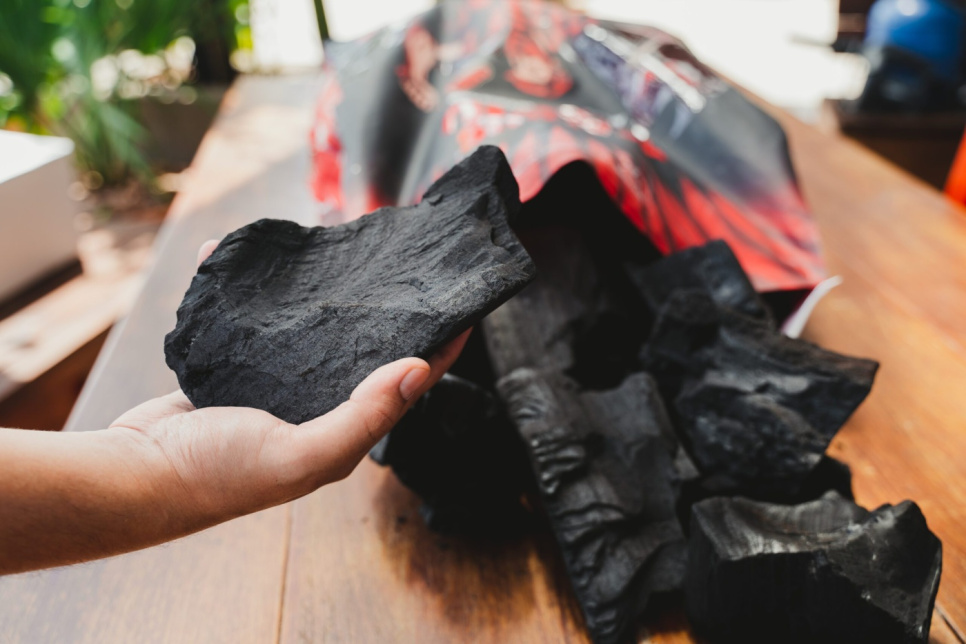 Grillkul, Chunx XL - Hardwood Lump Charcoal, 15,88 kg - Jealous Devil