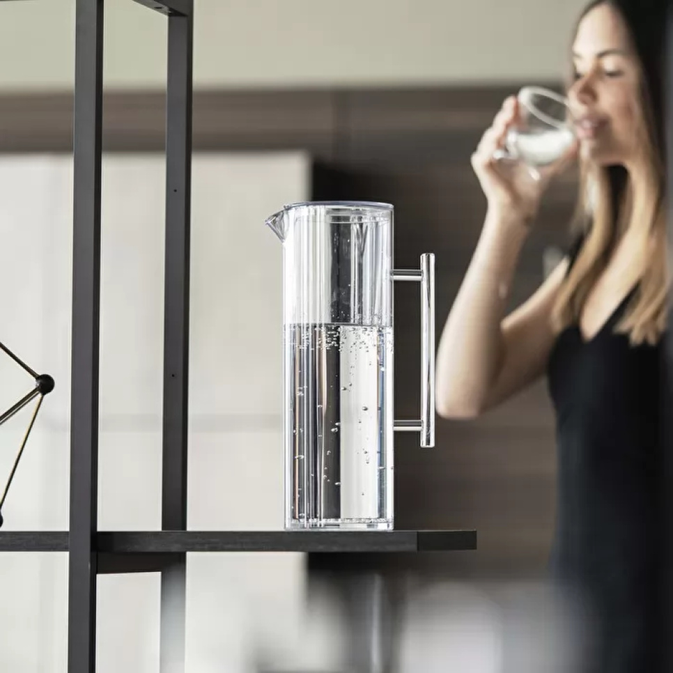 Juggling kannen kanssa, 110 kuvaketta - Guzzini