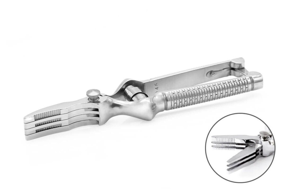 Suorat sakset, raa’alle lihalle - 3 Claveles