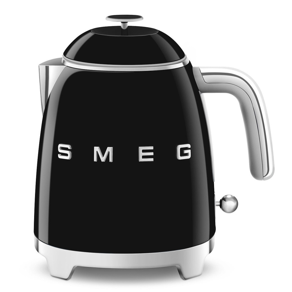 Vedenkeitin, 0,8 L, musta - Smeg ryhmässä Keittiökoneet / Kuumenna & kypsennä / Vedenkeittimet @ KitchenLab (1984-24994)