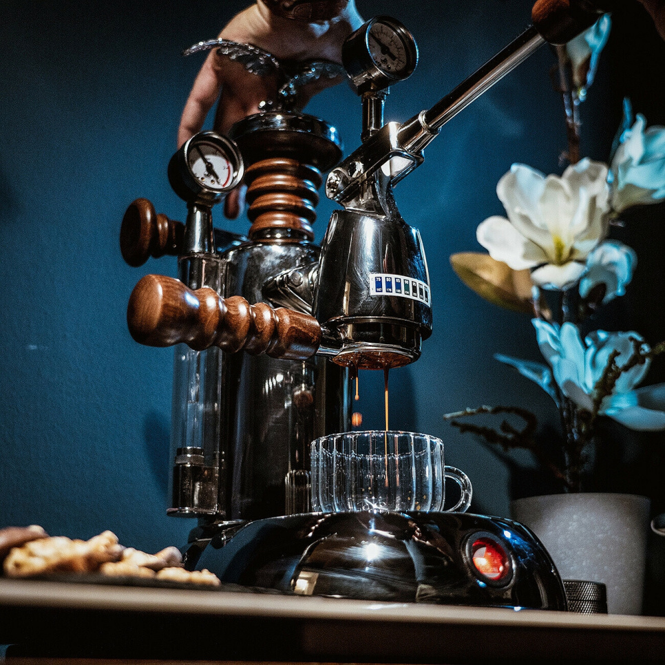 Retro manuaalinen espressokone, Esperto Abile - La Pavoni