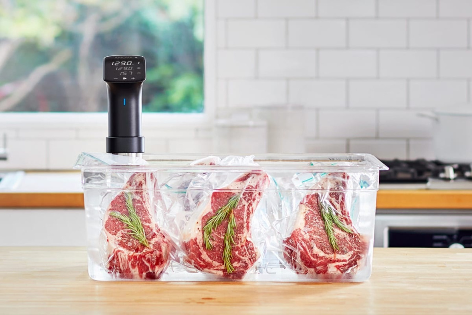 Anova Precision® Cooker Pro - sous vide -sirkulaattori
