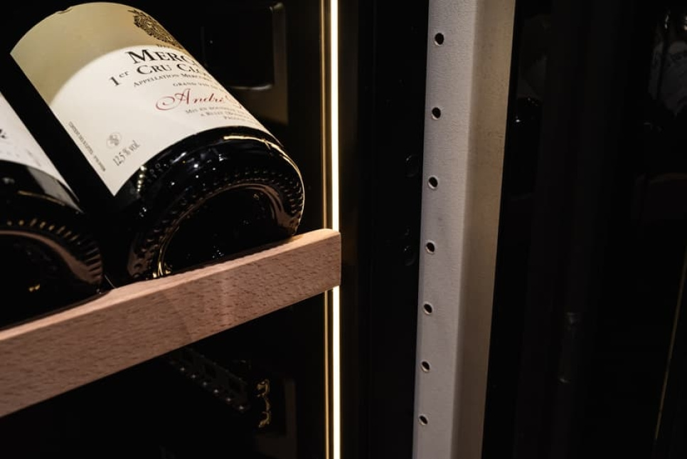 Viinikaappi Kitchen Collection 40, Kaksi vyöhykettä, Musta - Vigneron