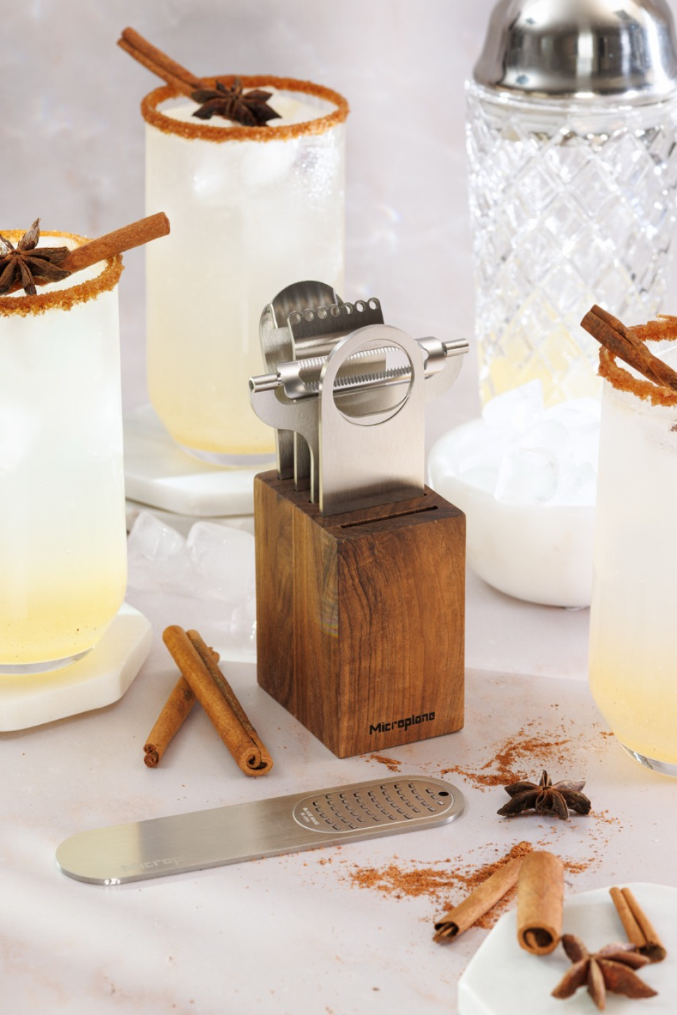 Baarityökalut, Style Line, Pähkinäpuu - Microplane