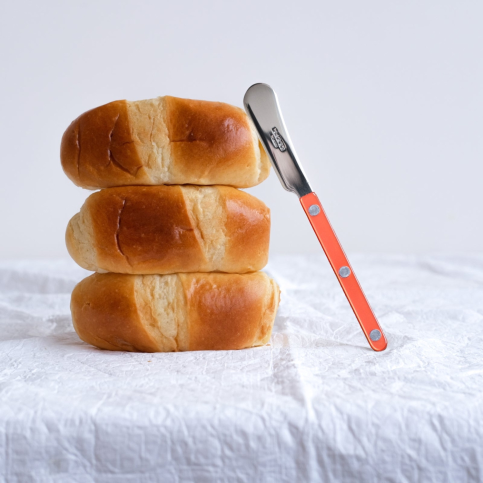 Voiveitsi, Bistrot Pearly, Orange - Sabre Paris