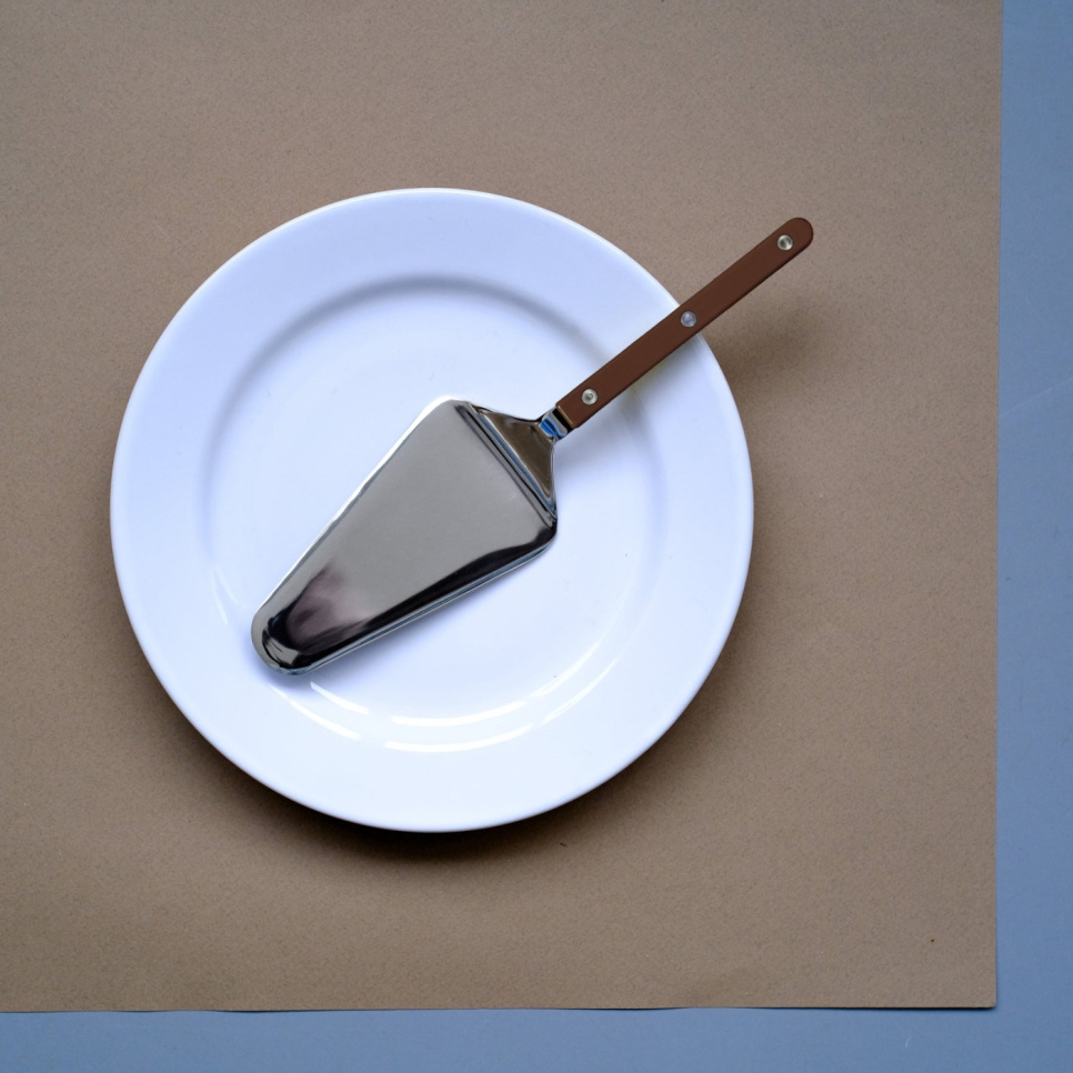 Kakkupalvelija, Bistrot, Chocolate - Sabre Paris