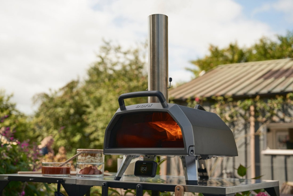 Pizzauuni Karu 2 Pro, 16 tuuman puu-/kaasukäyttöinen - Ooni