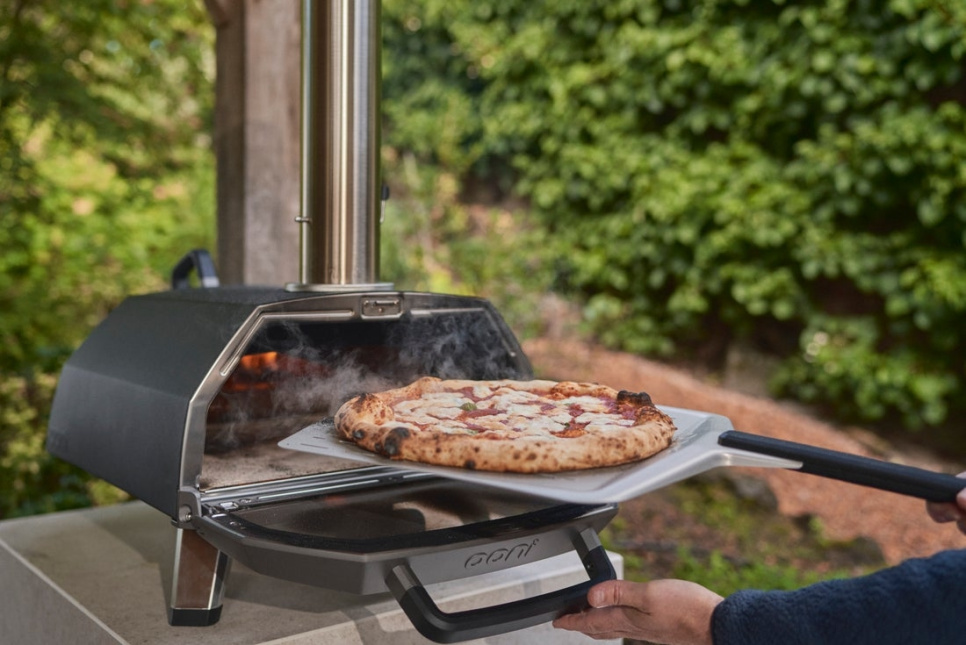 Pizzauuni Karu 2 Pro, 16 tuuman puu-/kaasukäyttöinen - Ooni