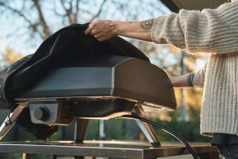 Suojus Koda 2 Pro:lle kantokahvalla - Ooni