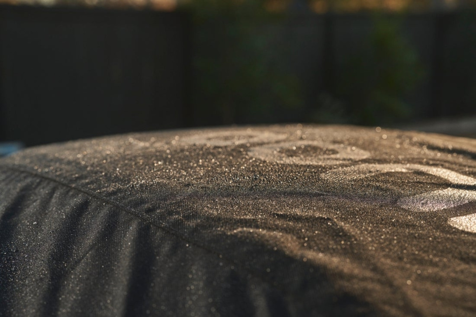 Suojus Koda 2 Pro:lle kantokahvalla - Ooni