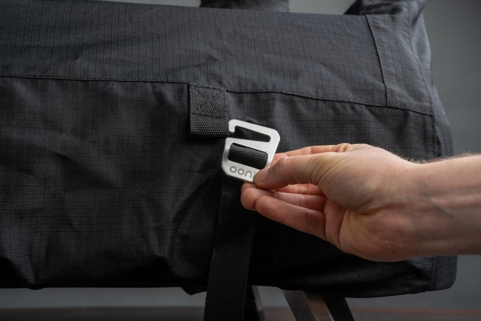 Suojus Karu 2 Pro:lle kantokahvalla - Ooni