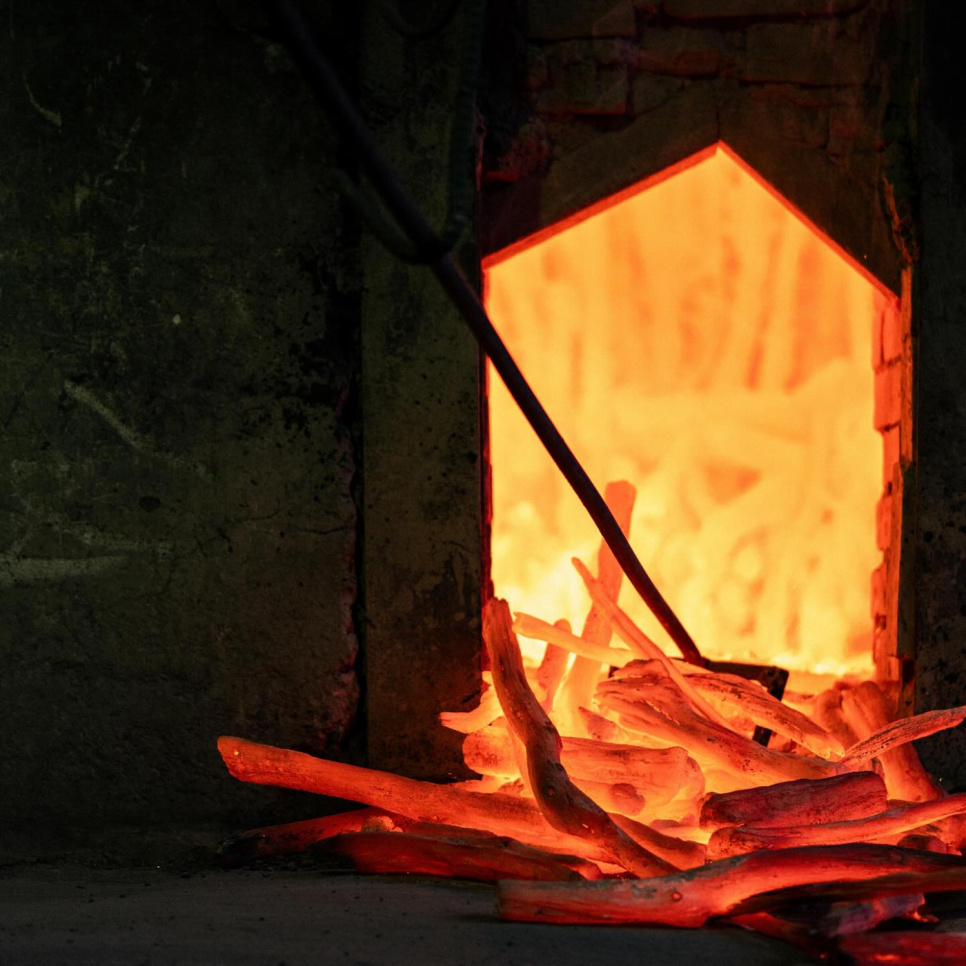 Puuhiili, Ubamegashi-tammen Kishu-Binchotan, noin 1 kg - Kisyu Sumikobo