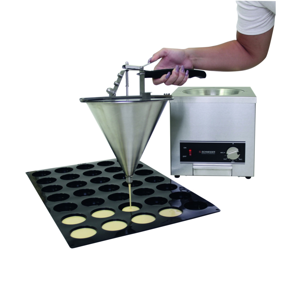 Kastikepyssy sähköisellä lämpöasemalla - Schneider